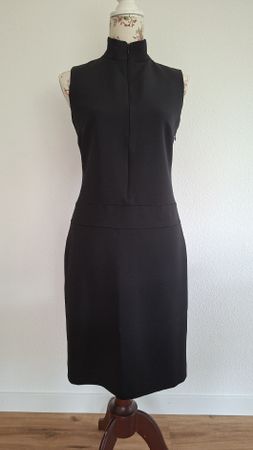 Kleid le Full ärmellos schwarz Grösse 38 top Zustand