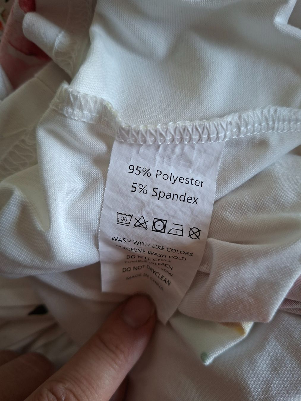 Blusen: Bluse weiss Blumenmuster Grösse L – Gebraucht aus Erlinsbach von pfunky 3