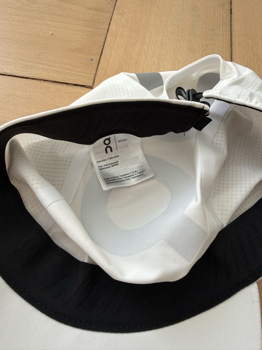 Copricapi, berretti & cappellini: On Cap weiss – Usato da Bern venduto da Laufsport3000 2
