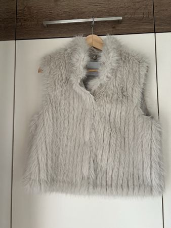Neues Gilet mit Kunstfell