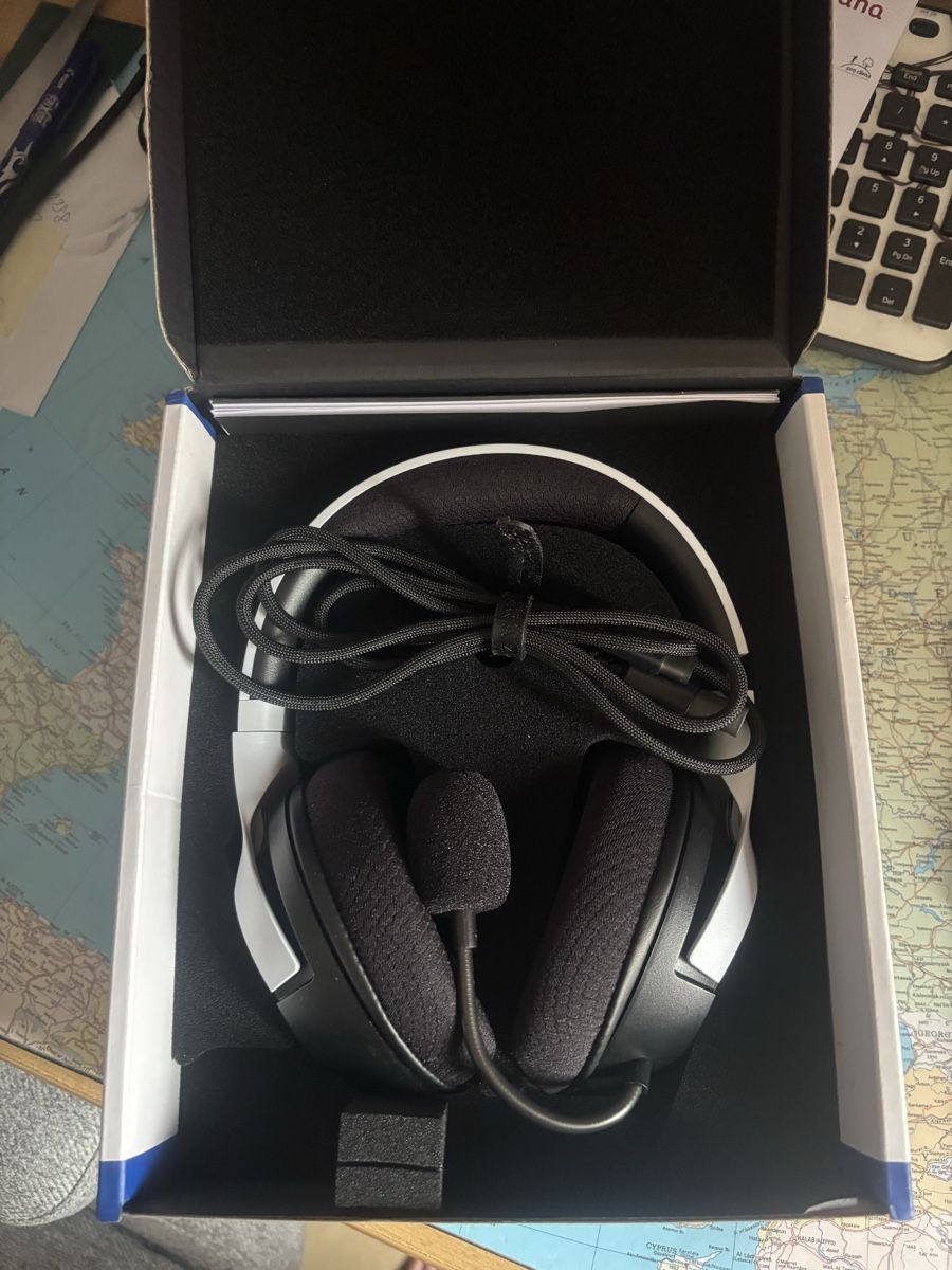 Razer Kopfhörer: Heatset – Neu (gemäss Beschreibung) aus Brüttisellen von Sese_99 2