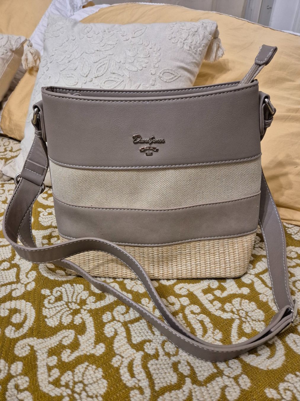David Jones Borse da donna: David-Jones-Tasche – Usato da Leissigen venduto da ali_k9v8