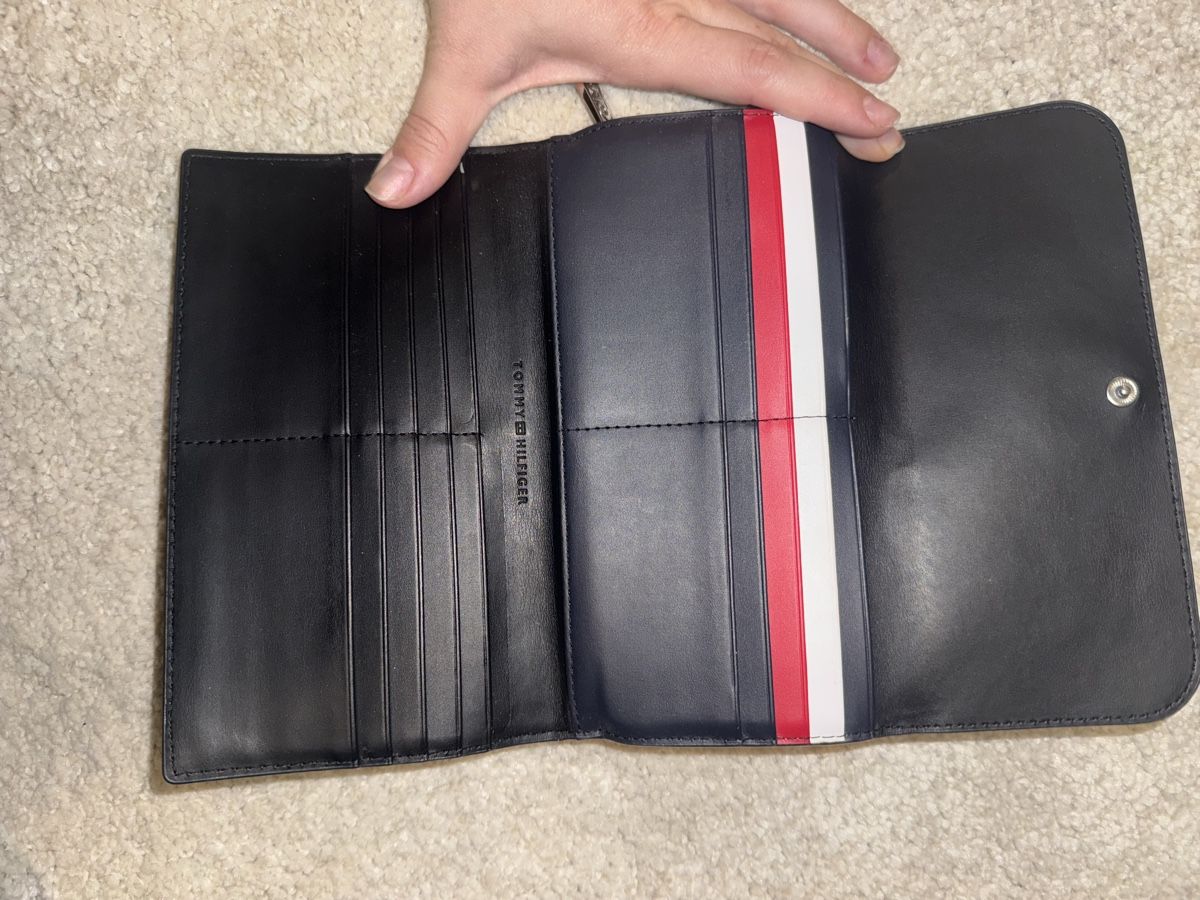 Tommy Hilfiger Portemonnaie: Tommy Hilfiger – Neu (gemäss Beschreibung) aus Neerach von Jenny55555 2