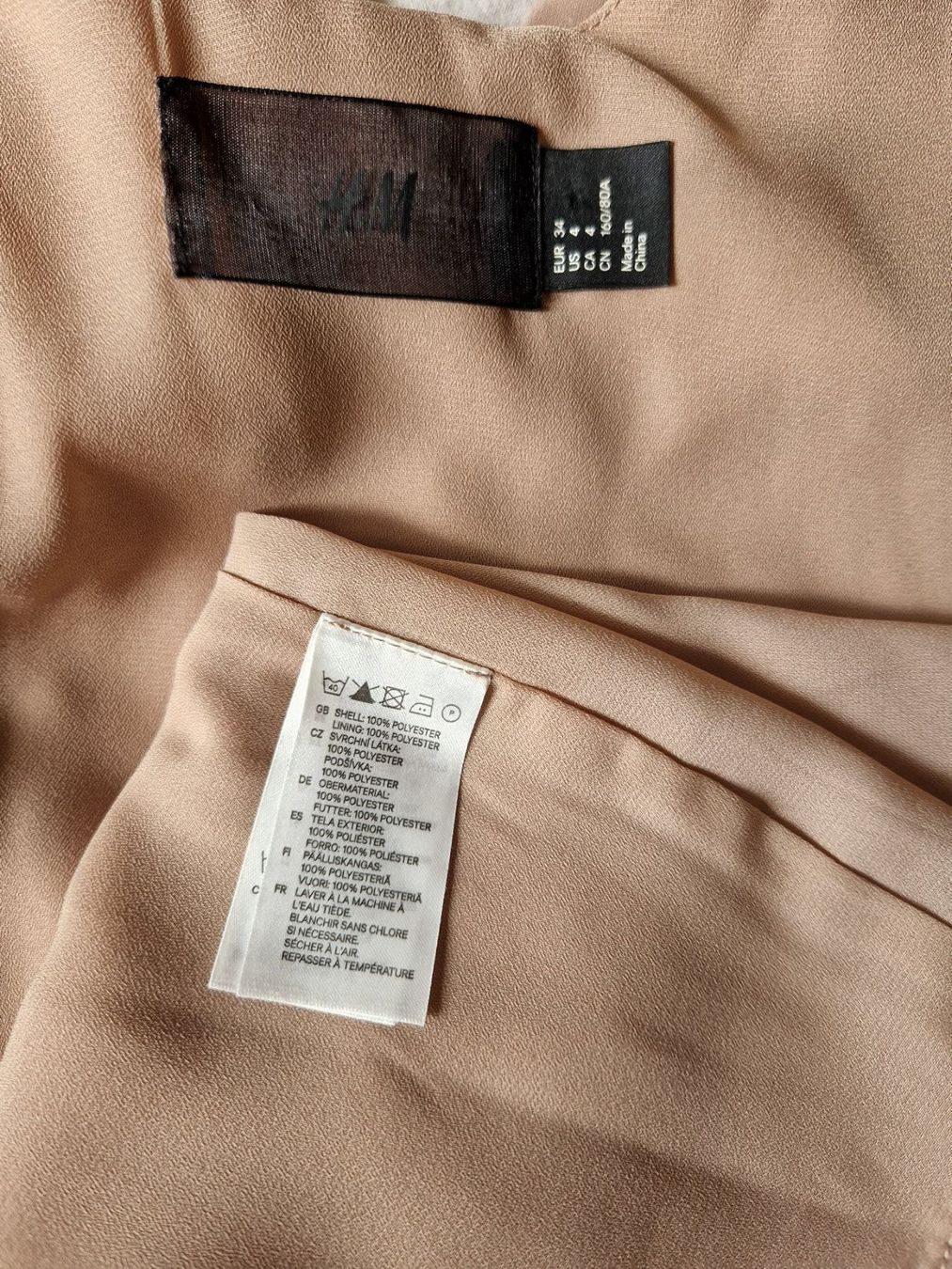 H&M Vestiti: Kleid NEU und ungetragen! – Nuovo (secondo la descrizione) da Küsnacht ZH venduto da 2011_ 2