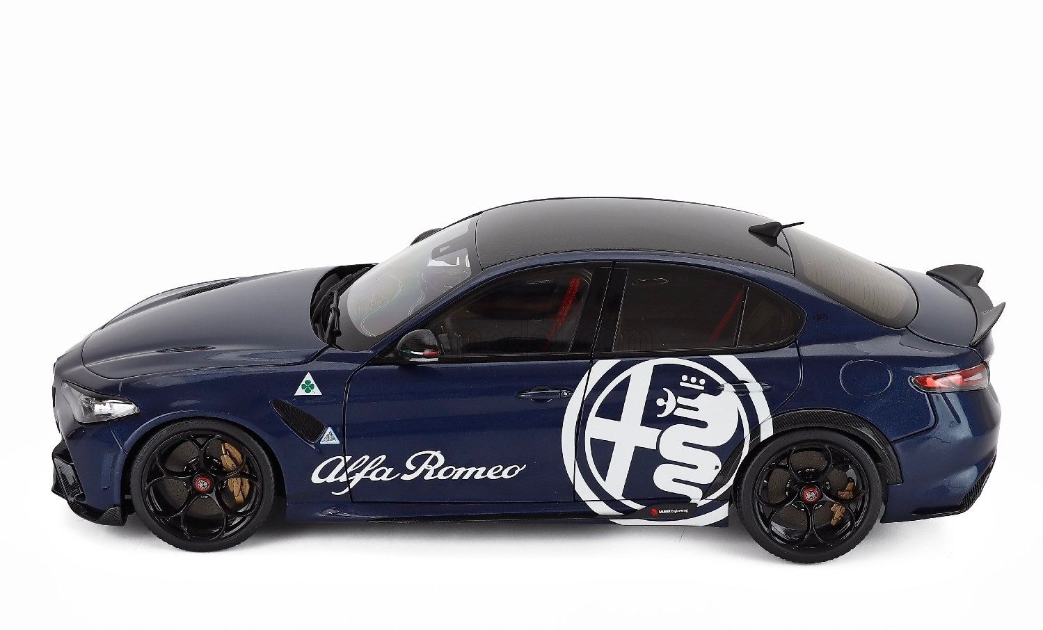 Alfa Romeo Modellautos: ALFA ROMEO - GIULIA GTA 2021 – Neu und originalverpackt aus Bergdietikon von Modell_Cars 1