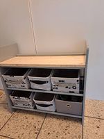 Spielregal neu zu verkaufen