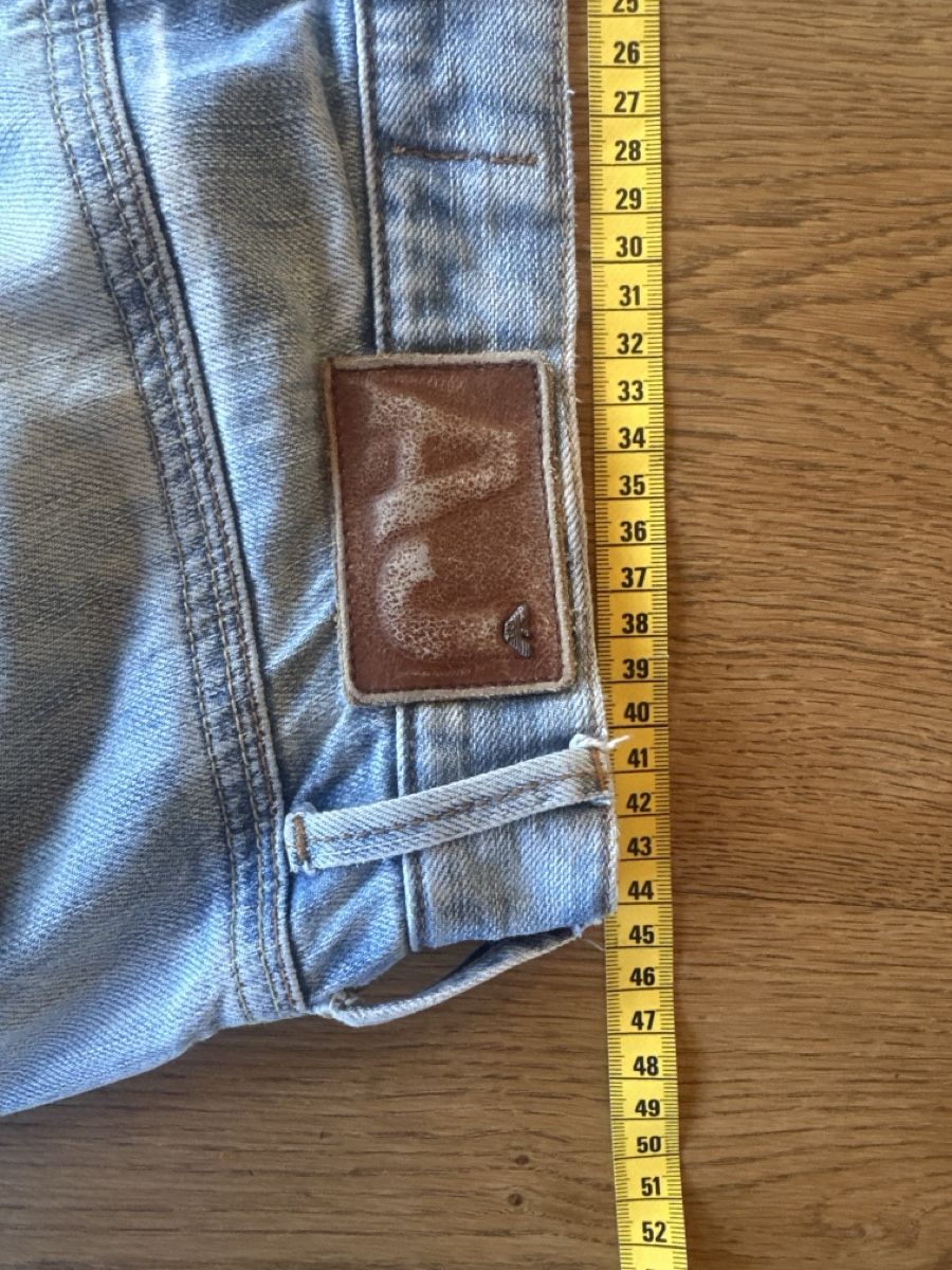 Armani Jeans: Vintage Armani Jeans – Usato da Wabern venduto da dar_f6by 3