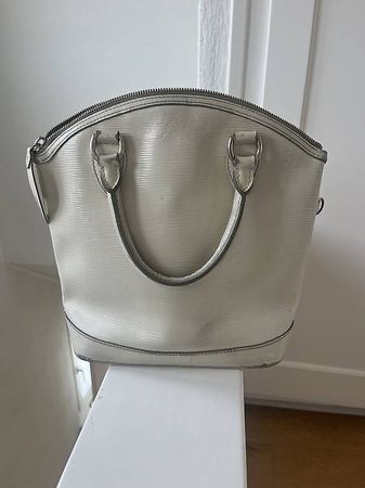 LV Alma Handtasche