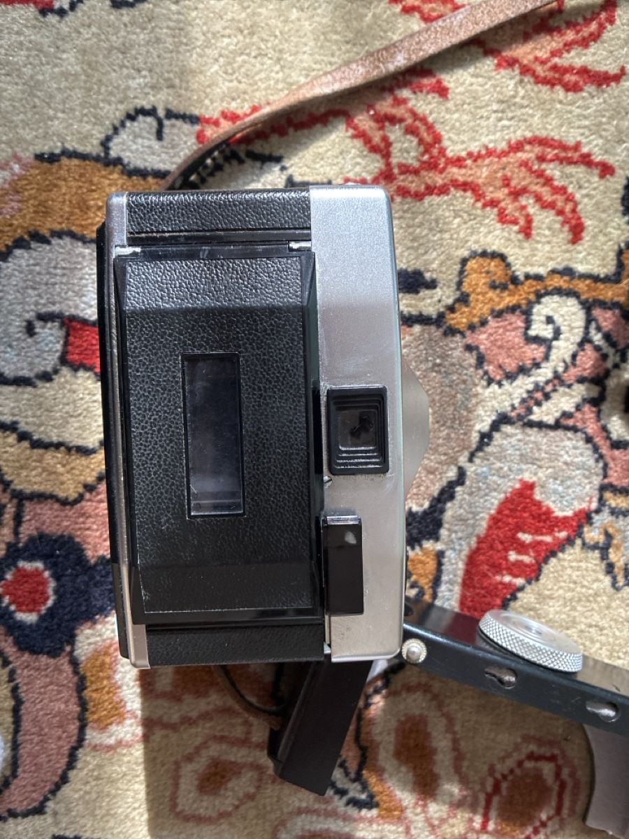Kodak Fotocamera: Kodak instamatic reflex caméra en bonne état  – Usato da Le Grand-Saconnex venduto da aur_27hl 2