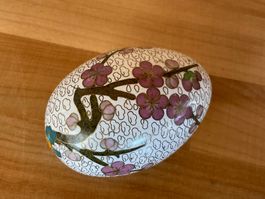 Cloisonne Ei