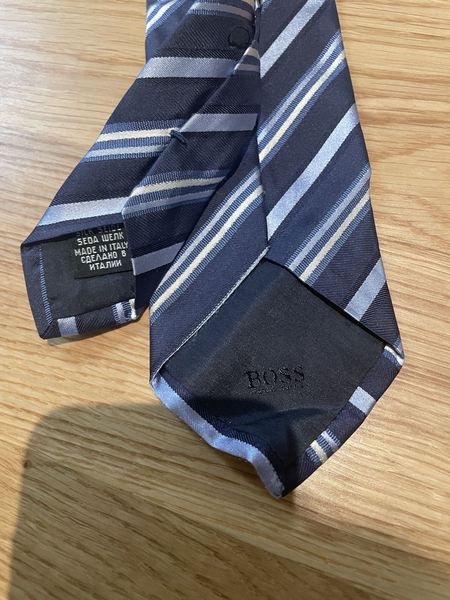 Hugo Boss Krawatten: Hugo Boss Krawatte 100% Seide Blau – Gebraucht aus uster von 2017c 1