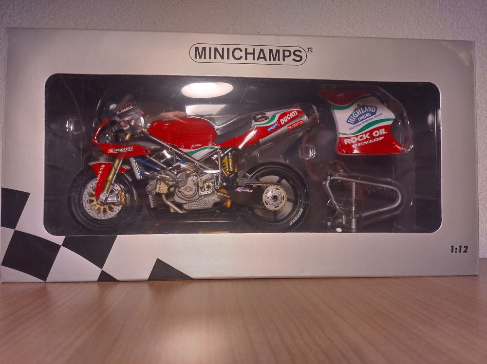 Signed Michael Rutter Minichamps 122 021206 Ducati 998 R British Superbike 2002