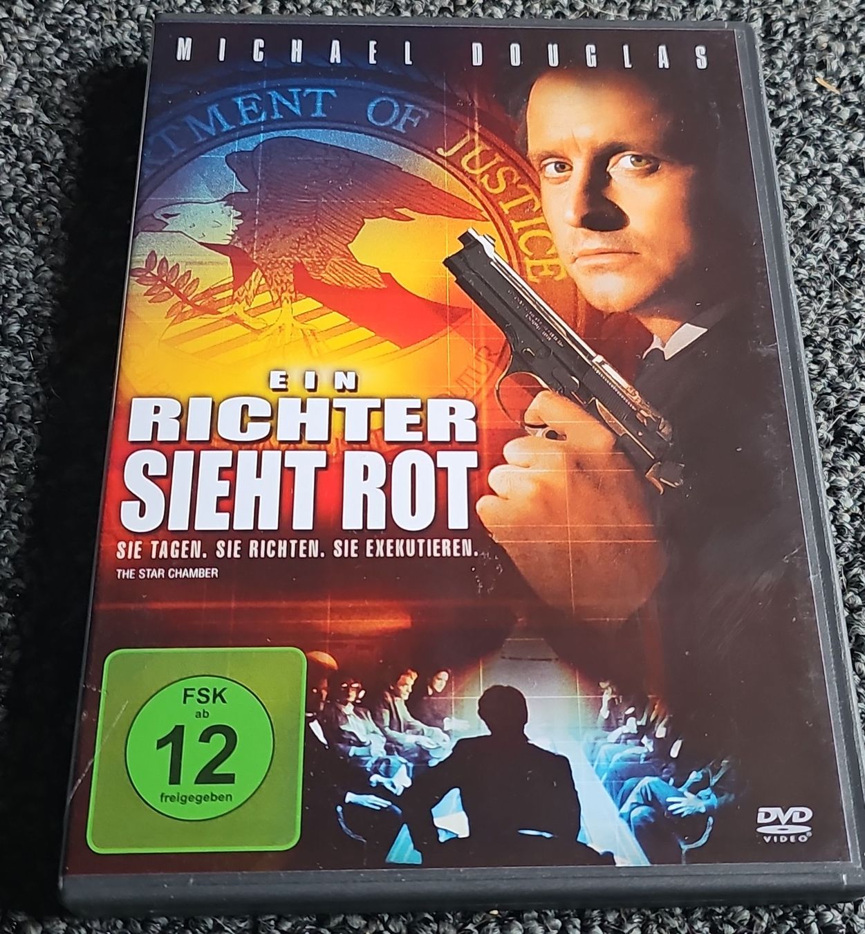 Alle DVDs: DVD Ein Richter Sieht Rot (22246) – Gebraucht aus Ruswil von jan_bxl5