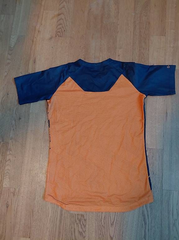 Maillots de corps & Pantalons: Bikeshirt – D'occasion à Kerns par truffere