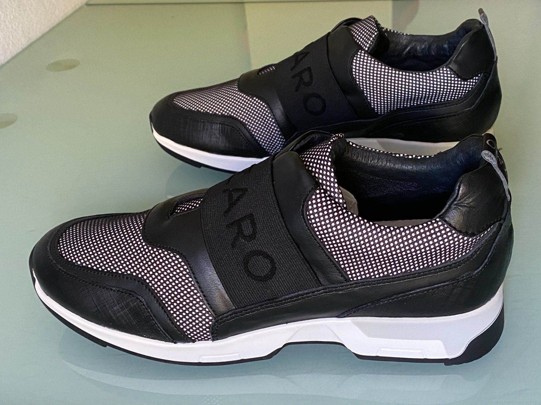 Azzaro Scarpe da uomo: AZZARO Strap Elastic Schwarz Leder Sneakers 42 – Nuovo (secondo la descrizione) da Kreuzlingen venduto da Selliton 3