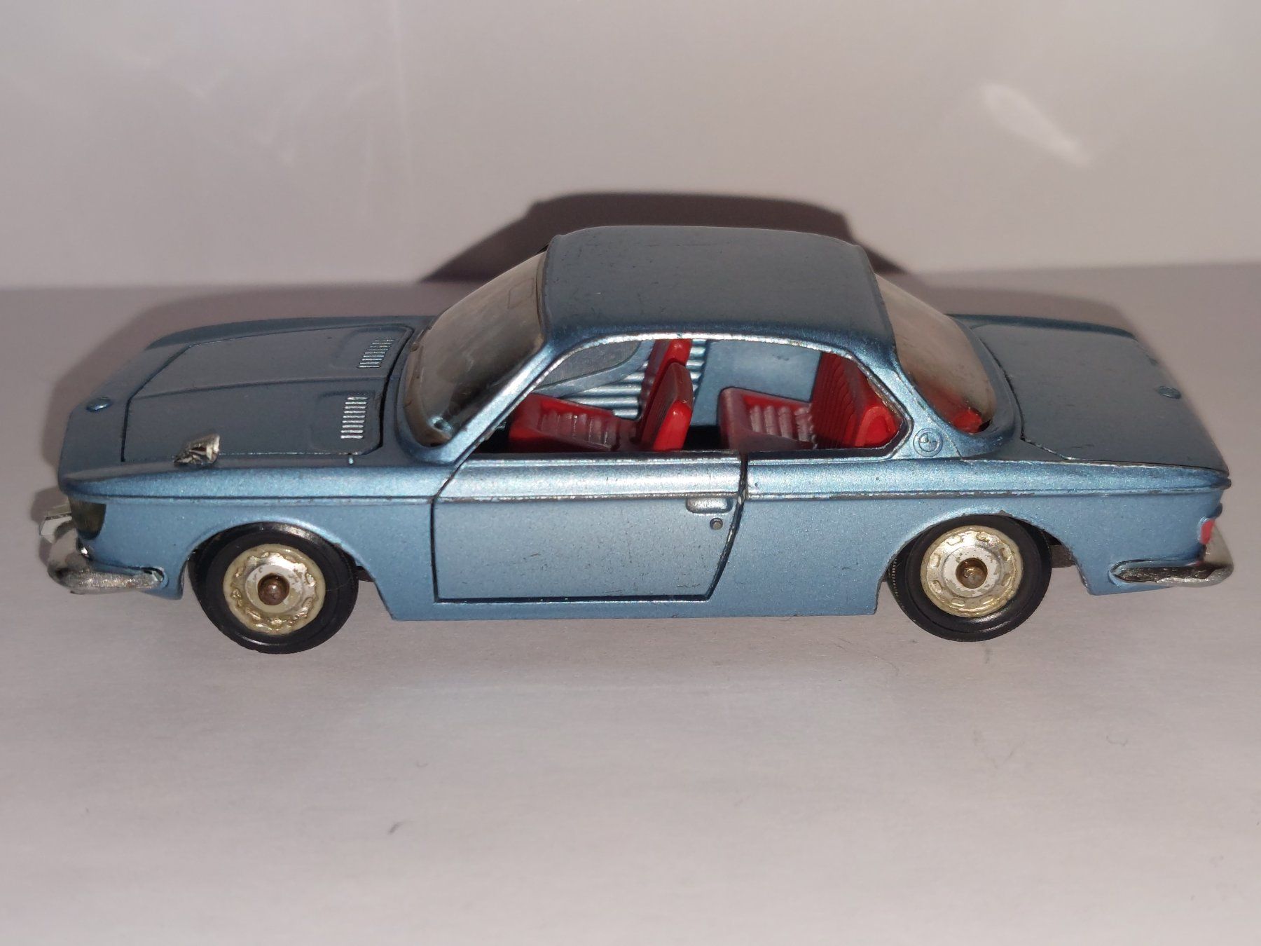 BMW Modellini d'auto: BMW 2000 CS 1:43 Märklin – Usato da Diegten venduto da isetta590 2