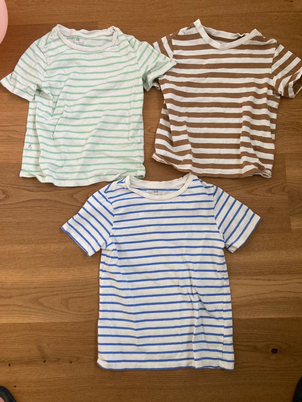 H&M Hemden, T-Shirts & Polos: 3 x Shirts – Gebraucht aus Bülach von Stellina72