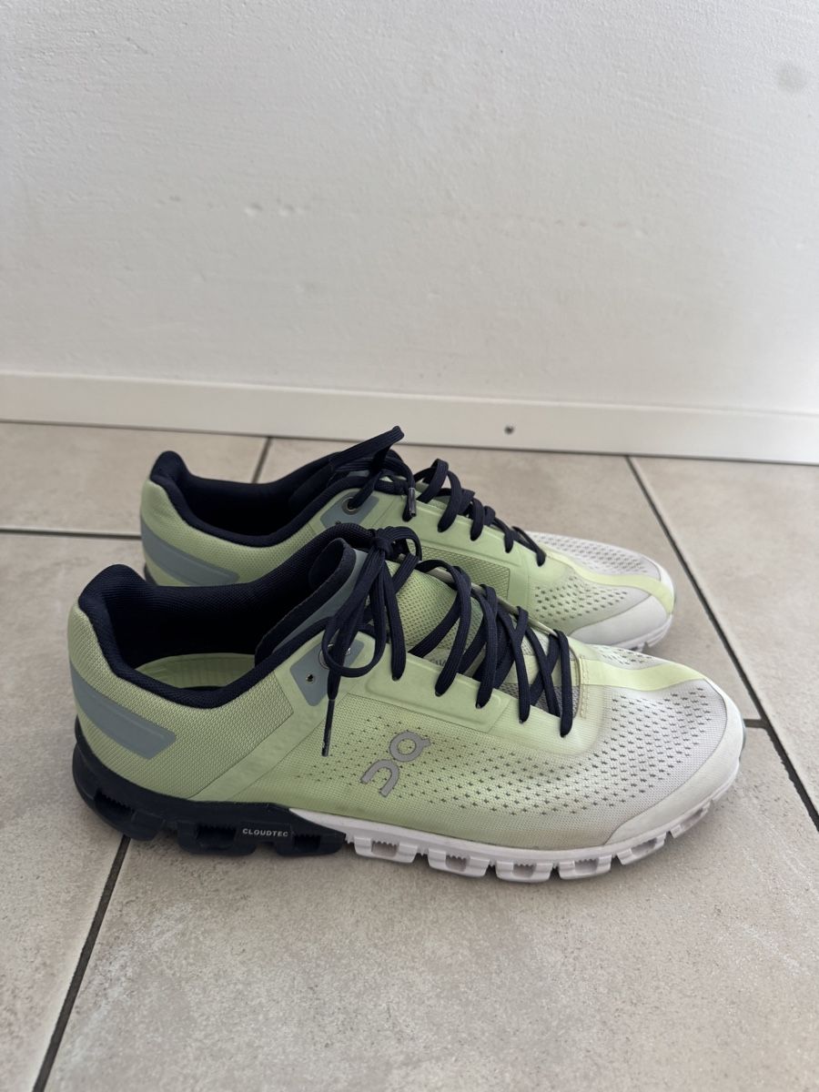 On Scarpe da uomo: On Cloudflow 3, Grösse 42.5 – Nuovo (secondo la descrizione) da Teufen AR venduto da chi_h55m 2