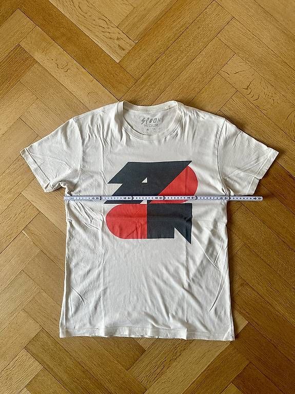 T-shirt: Spoon Bandshirt in M – Usato da Basel venduto da thmnn 3