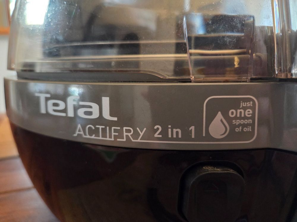 Elettrodomestici da cucina: Tefal ActiFry 2 in 1 – Usato da Goldach venduto da Suli1 1