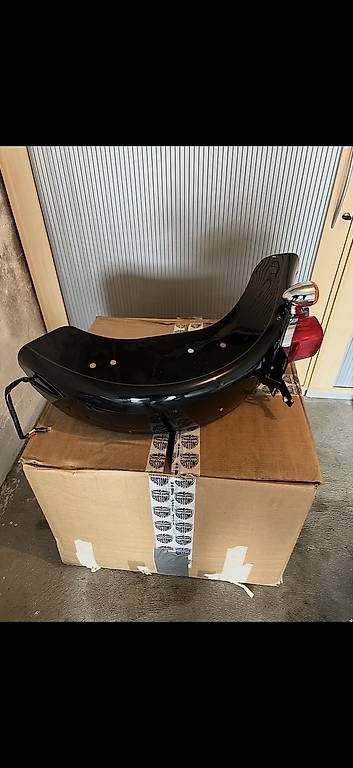 Alle Motorradersatzteile: Heckfender HARLEY-DAVIDSON FLHCS Heritage Classic – Gebraucht aus Niederuzwil von Civas_69 2