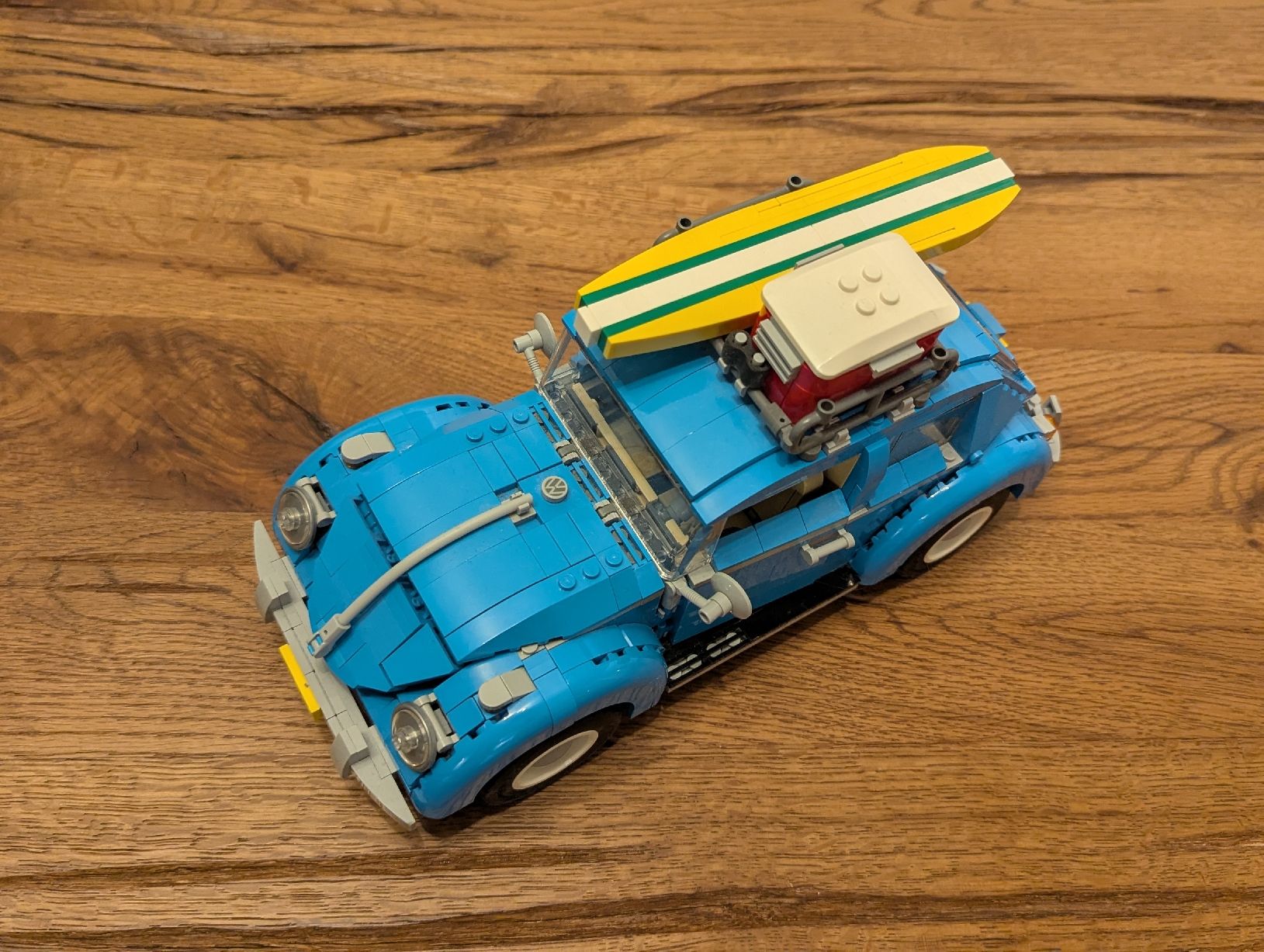 Lego Spielzeuge: LEGO Creator Blauer VW Käfer (10252) – Gebraucht aus Fischbach-Göslikon von  4