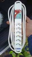 Mehrfachsteckdose mit integriertem Blitzschutz