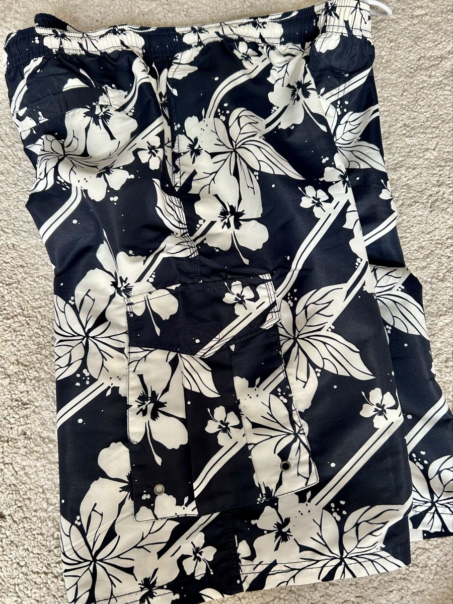 Costumi da bagno: Short de bain homme fleuri, taille XL – Usato da Genève venduto da NipponiaNippon 2
