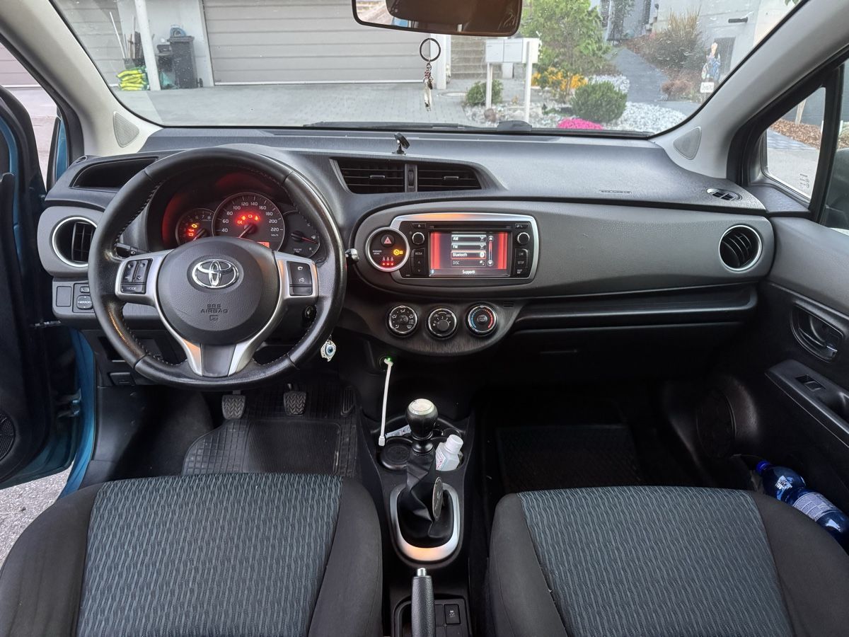 Toyota Automobili: Toyota yaris  – Usato da Villmergen venduto da hak_6ybf 7
