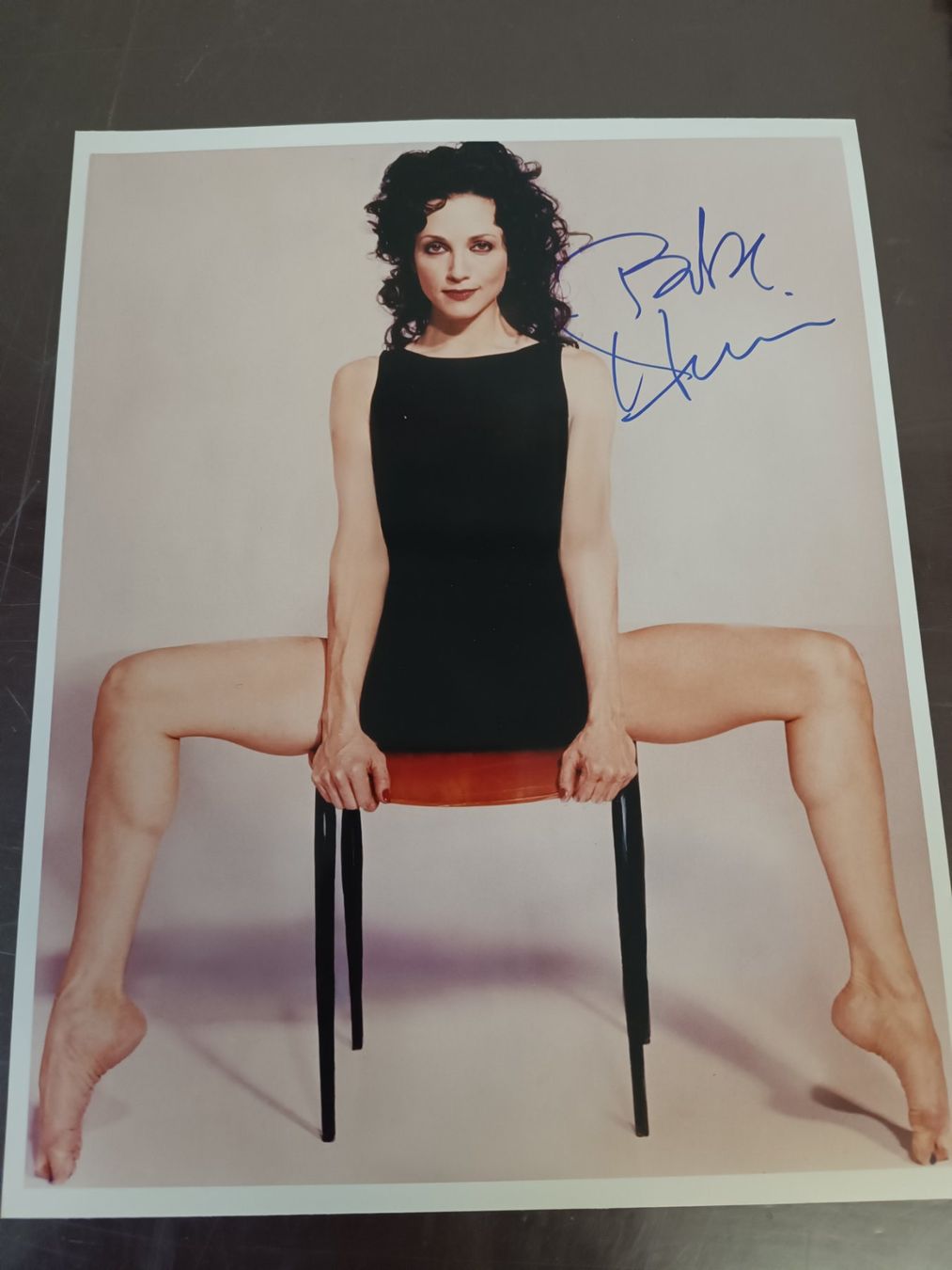 Autografi: Bebe Neuwirth -  20x25cm - Handsigniert – Usato da Menziken venduto da Artographs