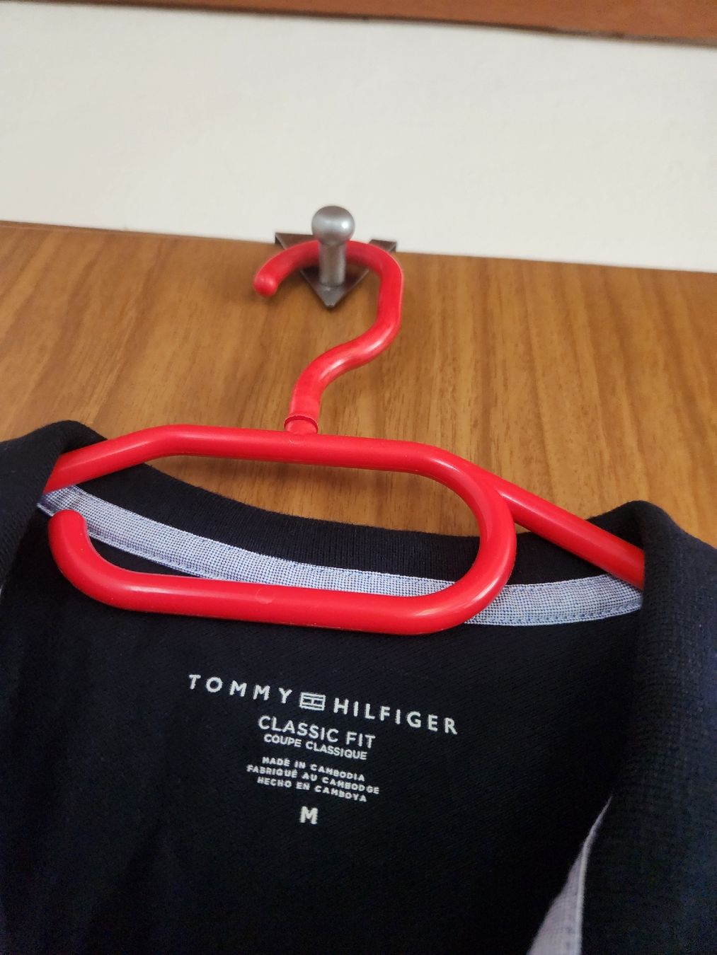 Tommy Hilfiger Magliette Polo: Polo Tommy Hilfiger bleu marine taille M – Usato da Niedergösgen venduto da Eva2410 3