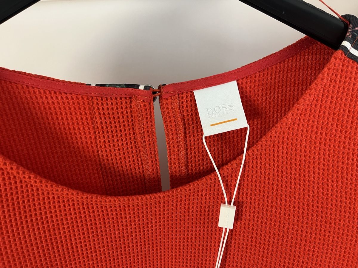 Hugo Boss Vestiti: Hugo Boss Kleid, Grösse 34 – Nuovo e nell'imballaggio originale da Zürich venduto da roadqueen 2