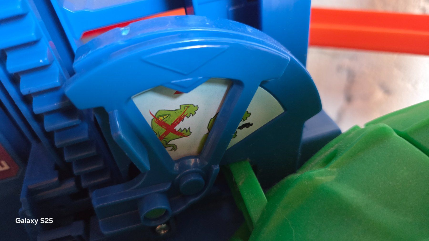 Hot Wheels Piste: Hotwheels Ultimate Garage mit 30 Autos + ID Accessoire – Usato da Jonen venduto da Raicargan 1