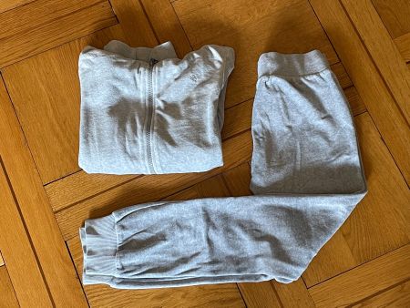 Jogginganzug / Trainer Benetton Gr. 134 / 140