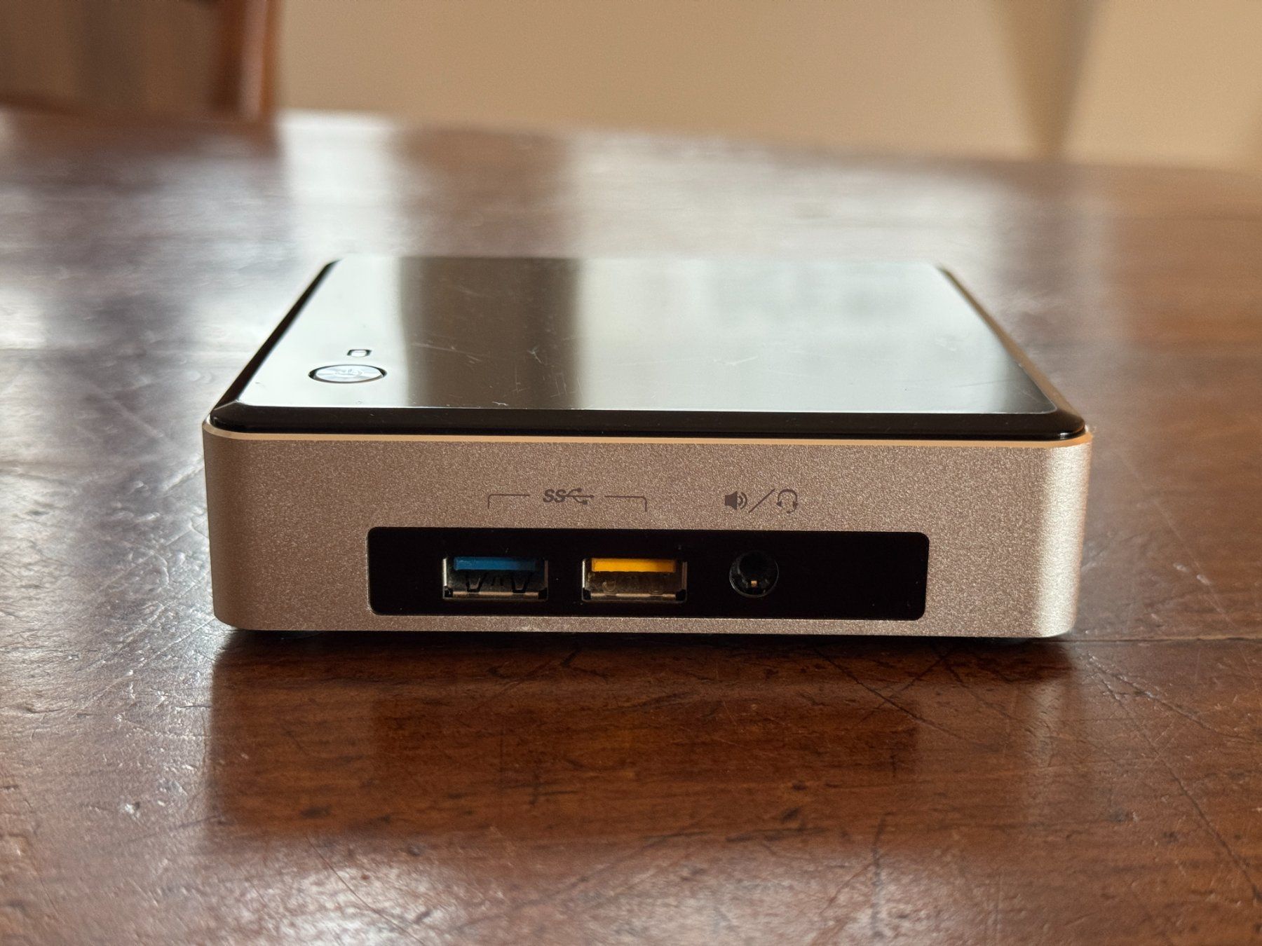 Intel PC: Intel NUC NUC5i5RYK Mini PC Core i5 inkl. Windows 10 Pro – Usato da Baden venduto da agglo1 2