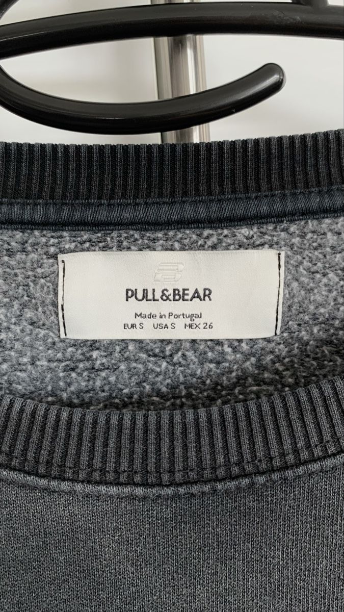Pull&Bear Maglioni & Felpe: Pullover mit Design (grau in Grösse S) || Pull&Bear – Nuovo (secondo la descrizione) da Düdingen venduto da Hiron_o7 3