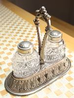 Vintage Salz-Pfefferstreuer-Set Kristallglas Zinnguss Top
