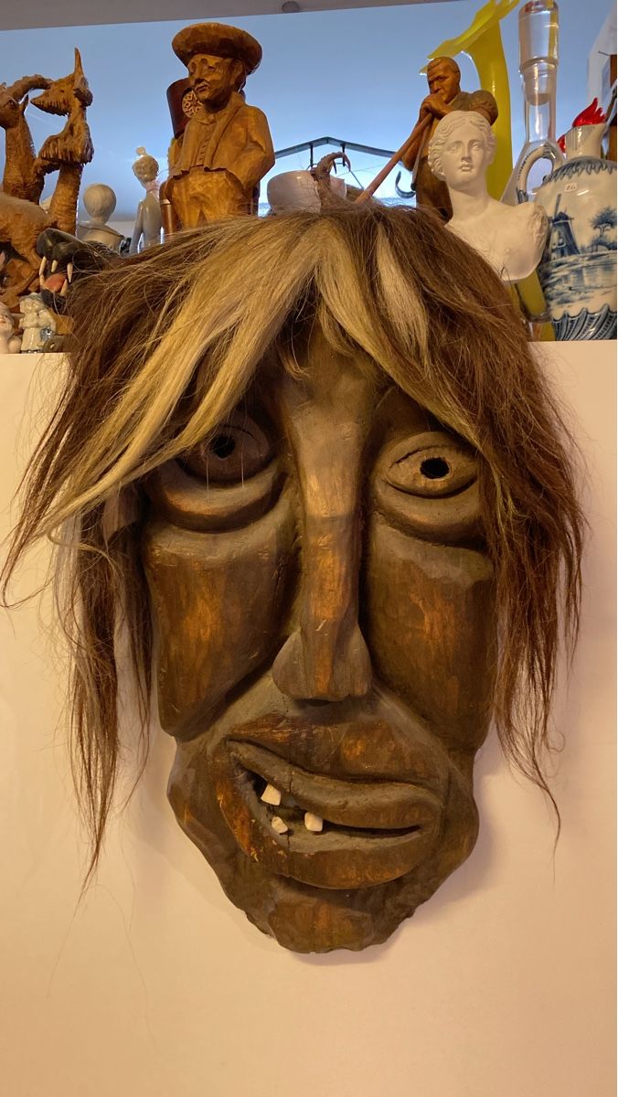 Altro in Antiquarato & Arte: Alte Grosse Holzmaske Löschentaler – Usato da sursee venduto da trilli-tralli 1