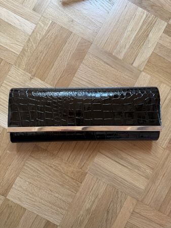 Elegante Clutch in Kroko-Optik, schwarz - Neu