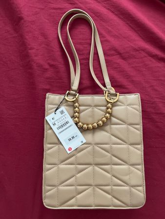 Sac Zara en beige neuf
