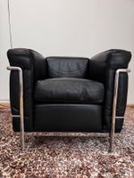 Sessel LC2 schwarz Leder Chrom Cassina neuwertiger Zustand