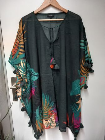 Galeries Lafayette Tunika one Size Tropenmuster, Quasten