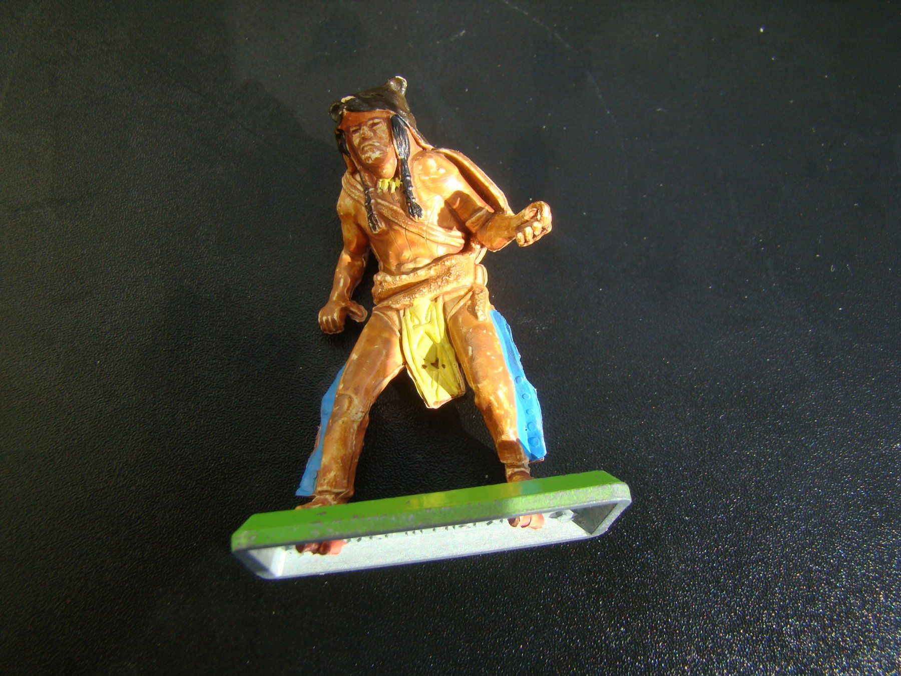 Britains Giocattoli: 4 Britains LTD 1971 Cowboy & Indianer vintage cool – Usato da Walzenhausen venduto da Vanquish711 5