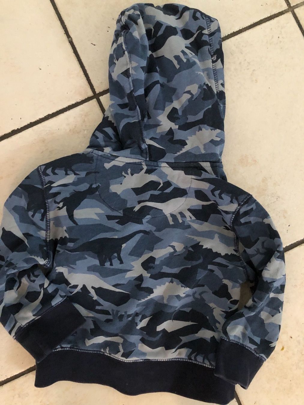 Gap Jacken & Mäntel: GAP Sweatshirt Kaputzenjäckli Gr.2j. – Gebraucht aus Obergerlafingen von cabo4 2