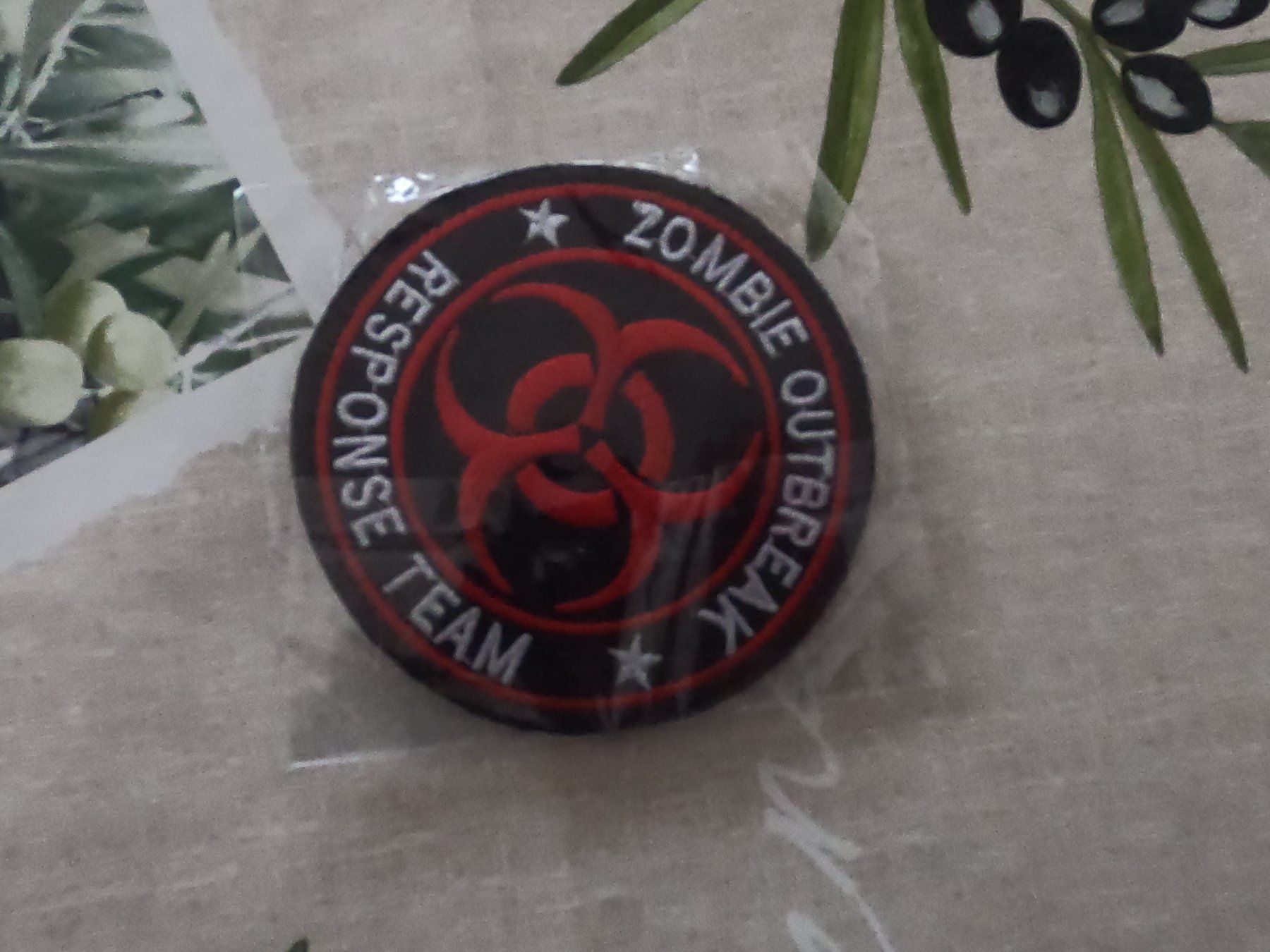 Placchette & Badge: Patch velcro Zombie Outbreak Team (Klettverschluss) – Nuovo e nell'imballaggio originale da Zürich venduto da rob_sq8s