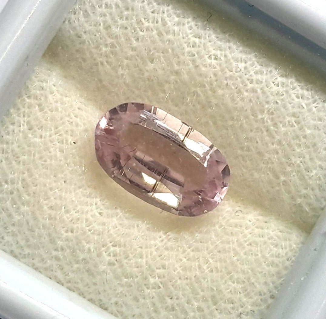 Pietre preziose: Kunzite 2.94 ct - Valeur 294.- Fr – Nuovo (secondo la descrizione) da Grimisuat venduto da Valgem 1
