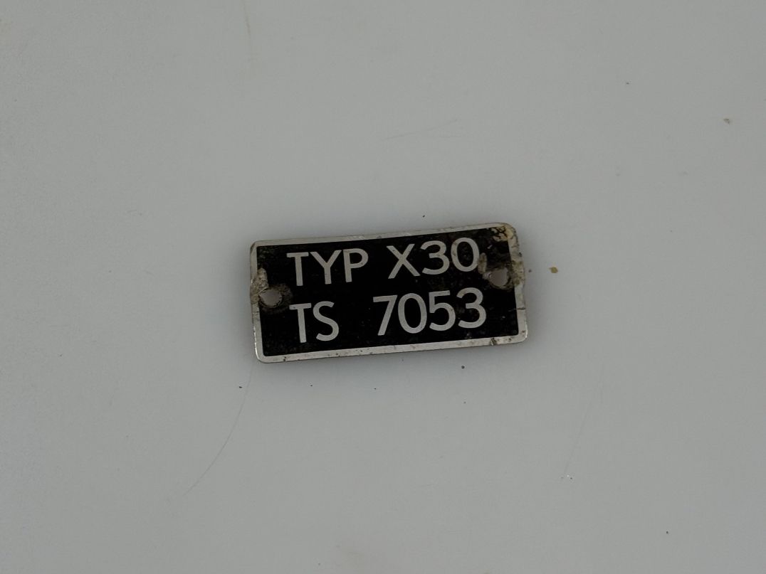 Puch Ciclomotori: Puch Velux Typenschild Original Occ – Usato da Hallau venduto da mofaplus