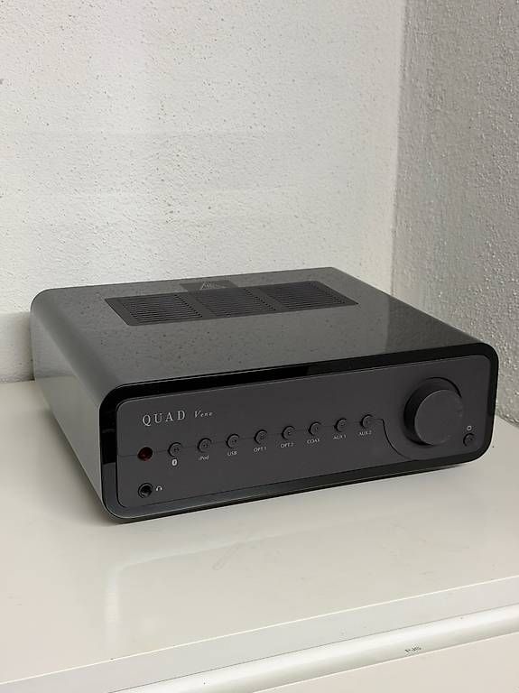 Amplificateurs: Ampli Quad Vena avec DAC, Bluetooth aptX et télécommande – D'occasion à Athenaz par Fanngio 1