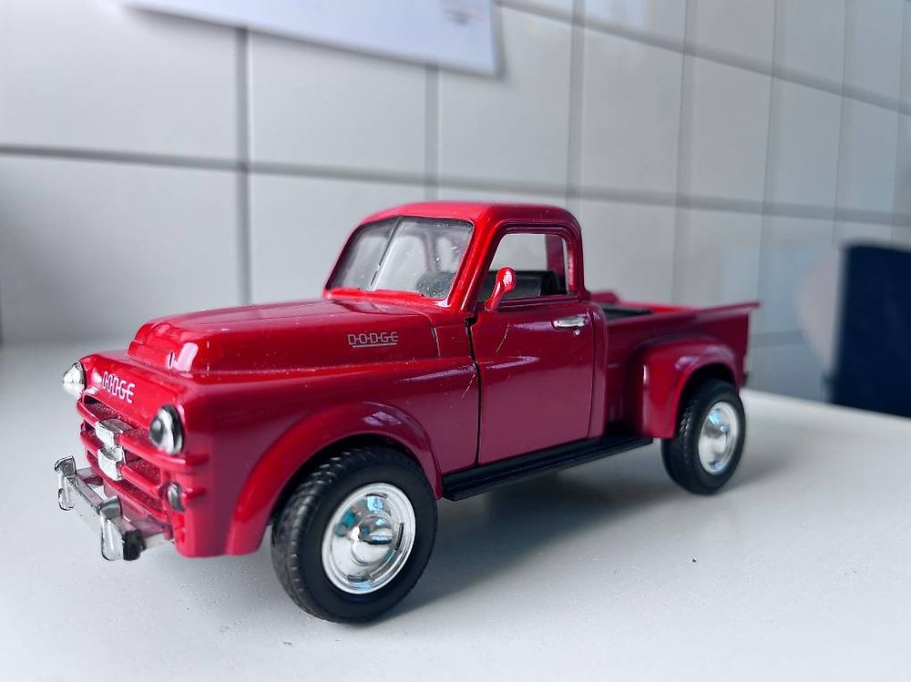 Vintage Automodell 1952 Dodge Stepside Pickup Red (Gebraucht) in ...