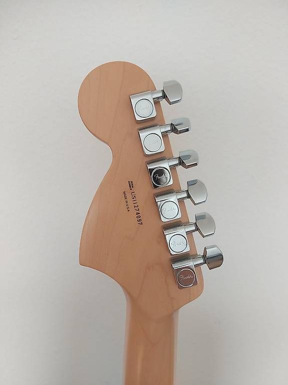 Fender Strumenti musicali: Fender Stratocaster USA 2011 – Usato da Zürich venduto da ats_f268 2
